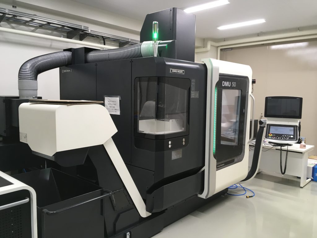 DMG MORI DMU50 全景写真