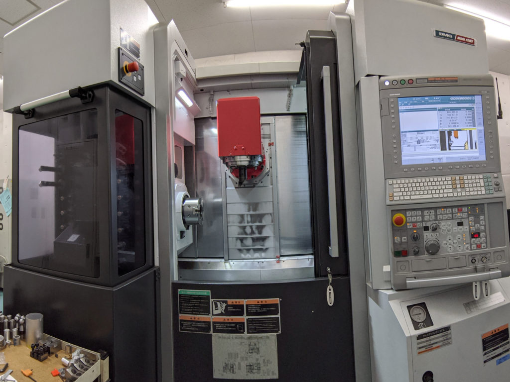 DMG MORI NTX1000 全景写真